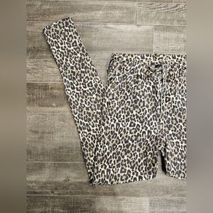 American Eagle Skinny Jeans Cheetah Print